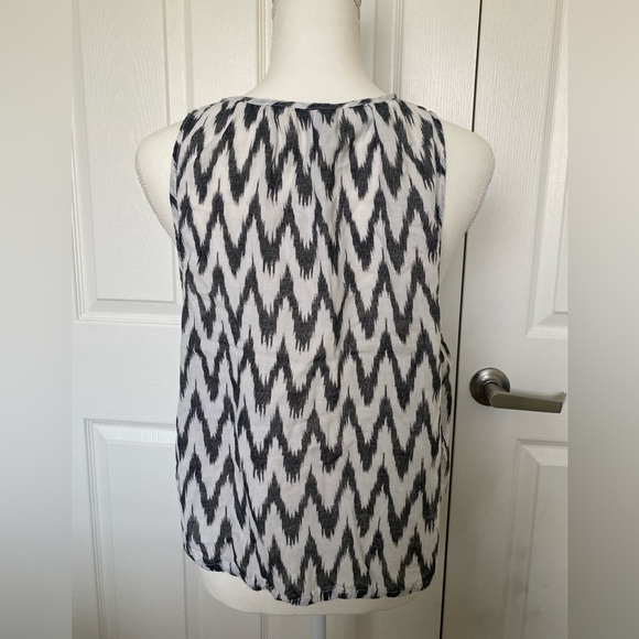 Aerie shirt size xs/s - Picture 2 of 4